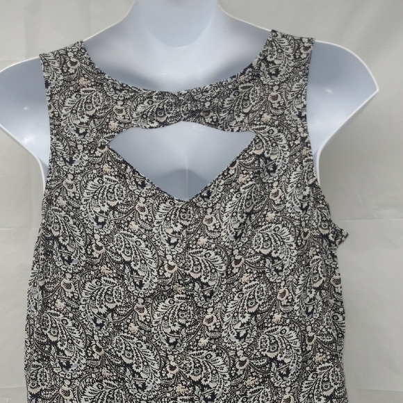 SunDress Black White Paisley  Sleeveless Soft Shift Summer Coastal Cool Light - Picture 4 of 9